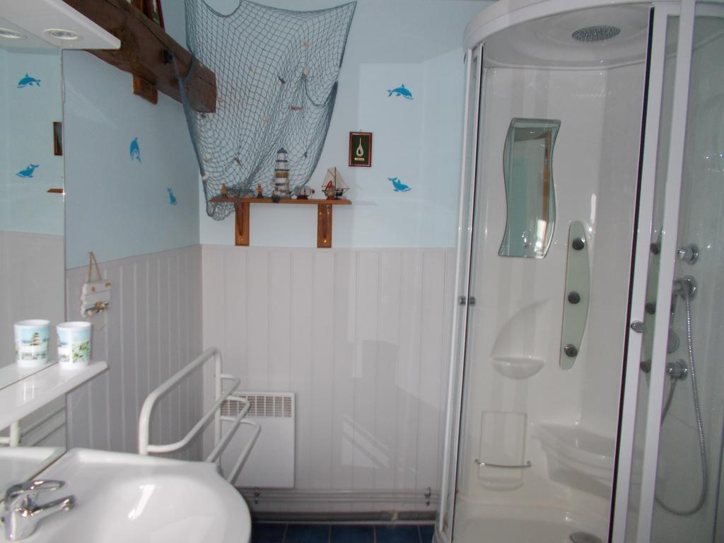 La Ferme De Genarville Bed & Breakfast *