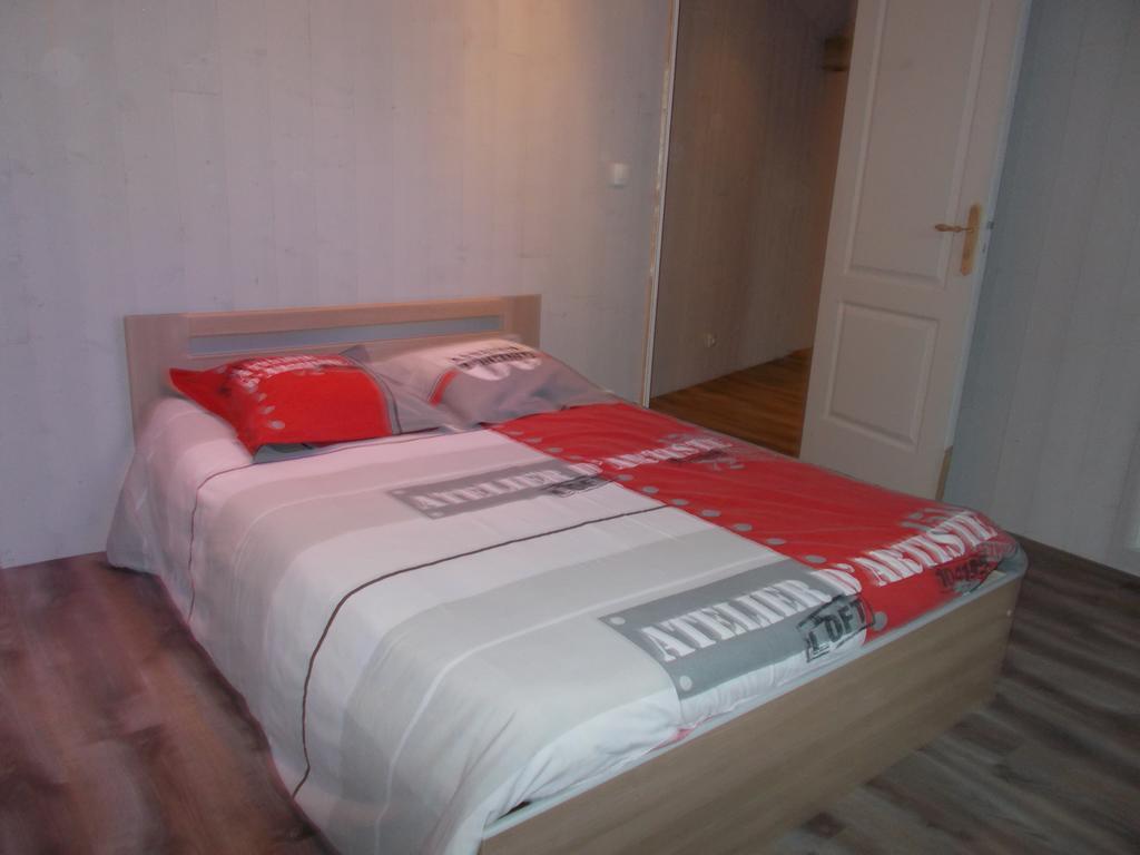 La Ferme De Genarville Bed & Breakfast *